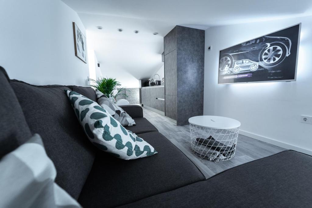Buhardilla Comillas Beach En Primera Linea De Playa, Wifi, Netflix Eksteriør billede