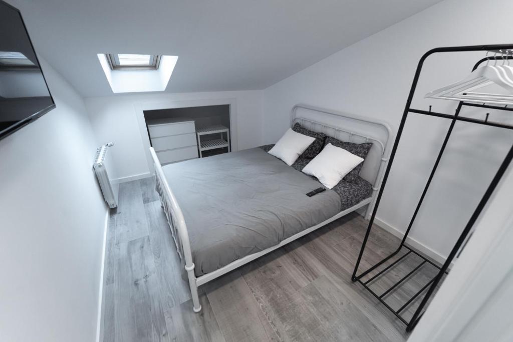 Buhardilla Comillas Beach En Primera Linea De Playa, Wifi, Netflix Eksteriør billede